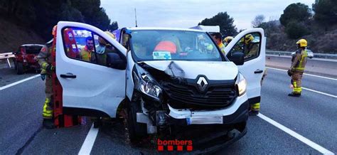 muere un hombre en barberà del vallès|Tres personas mueren en un accidente de tráfico。